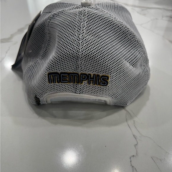 Pro Standard Memphis Grizzlies Snapback Adjustable Hat Cap White - Picture 5 of 5
